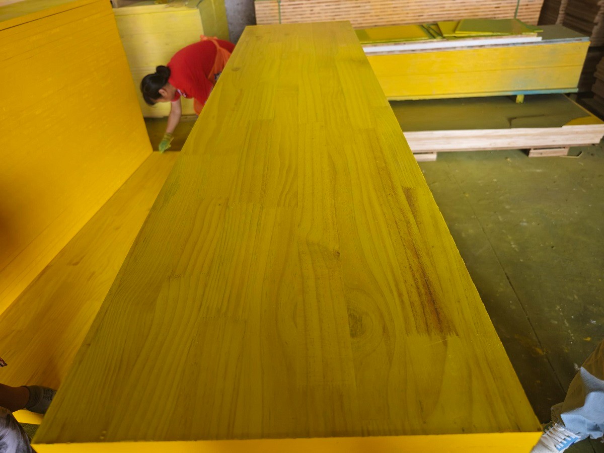 New Three-layer Plywood